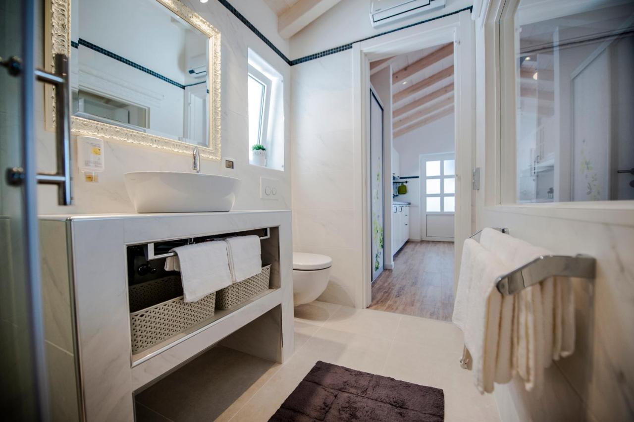 Villa Kos Rovinj Apartments Bagian luar foto