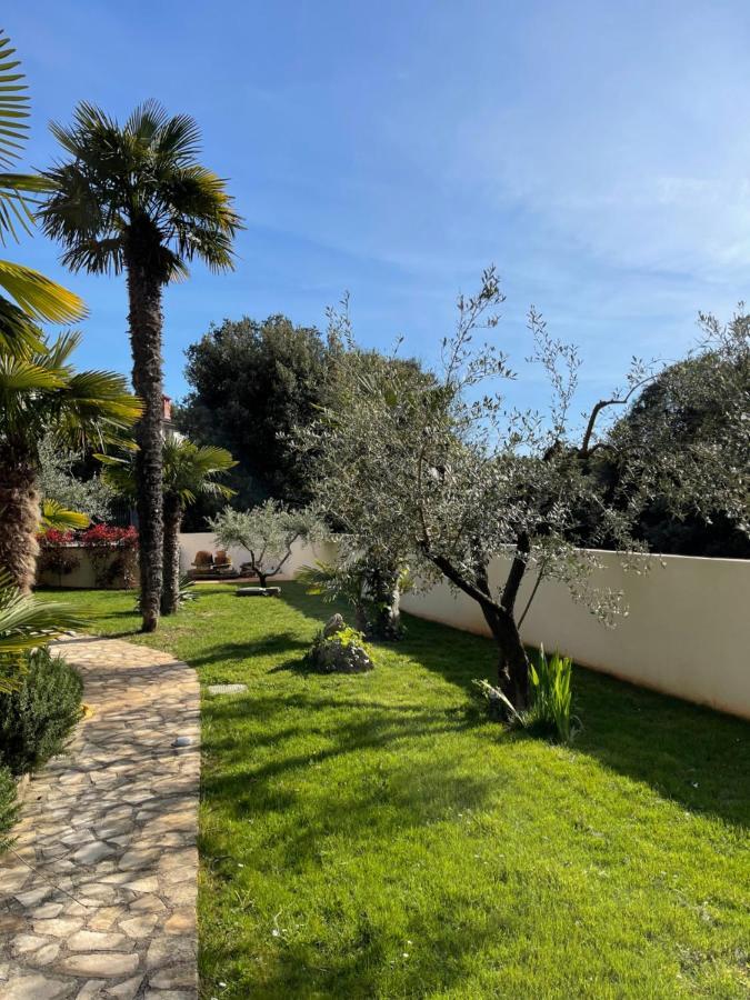 Villa Kos Rovinj Apartments Bagian luar foto